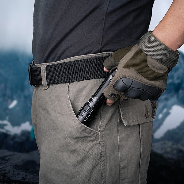 Fenix PD40R V3.0｜保護等級［優］ハンディライト｜消防用品・消防団